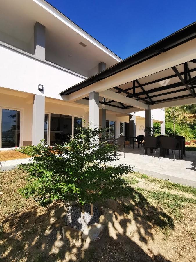 Sunset Cove Beach & Dive Resort Romblon Εξωτερικό φωτογραφία