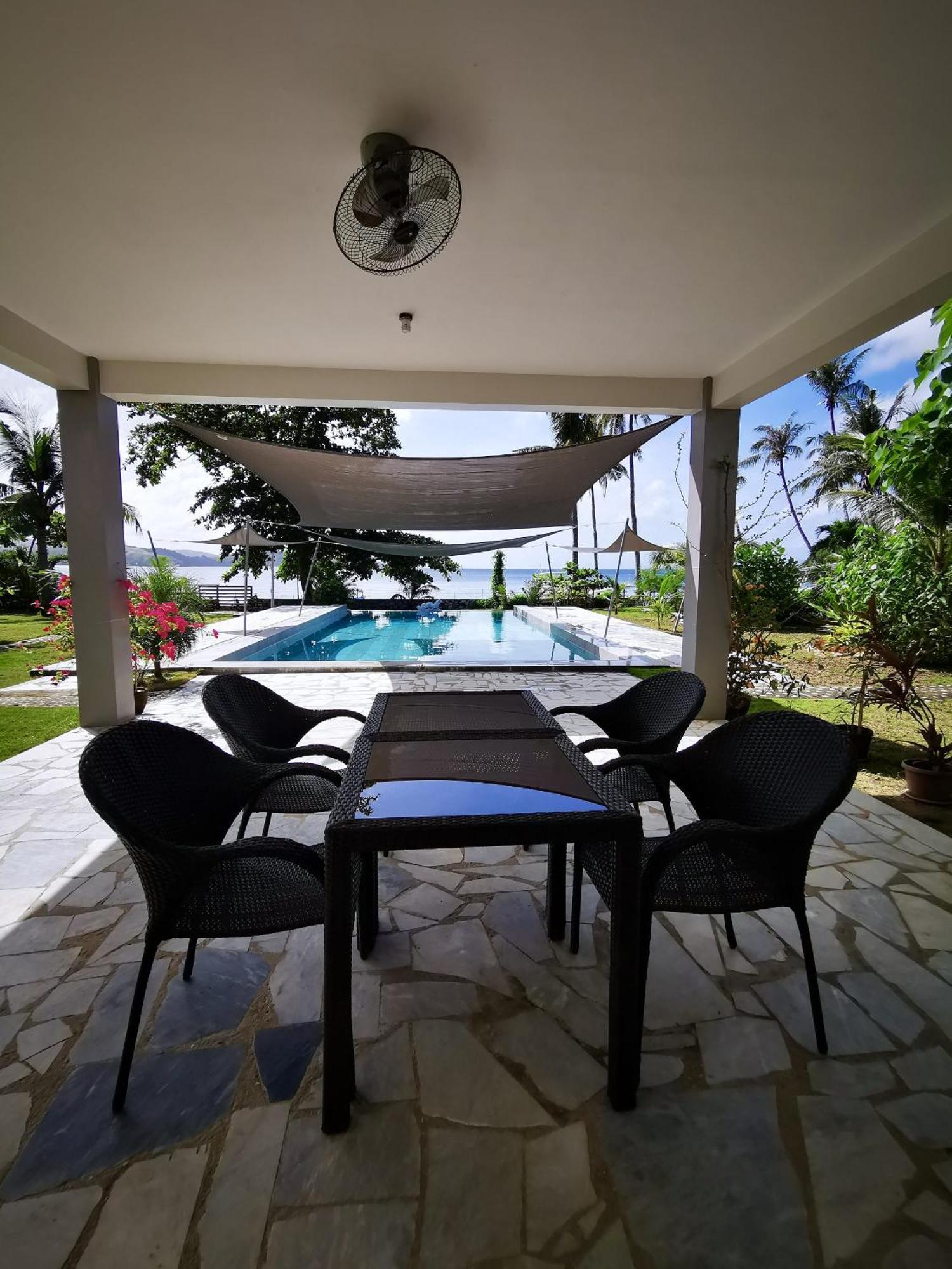 Sunset Cove Beach & Dive Resort Romblon Εξωτερικό φωτογραφία