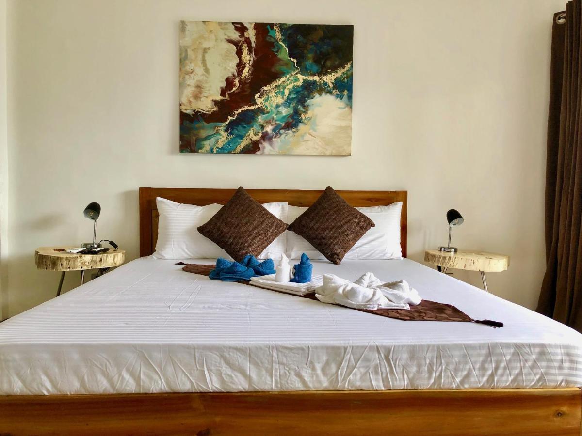 Sunset Cove Beach & Dive Resort Romblon Εξωτερικό φωτογραφία