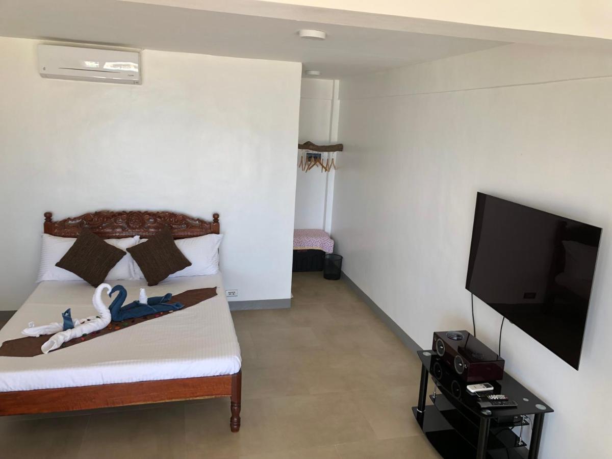 Sunset Cove Beach & Dive Resort Romblon Εξωτερικό φωτογραφία
